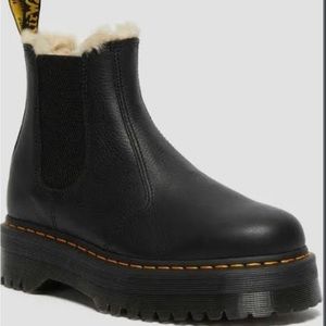 Fur lined Chelsea Doc Martins. Size 9. Women’s.